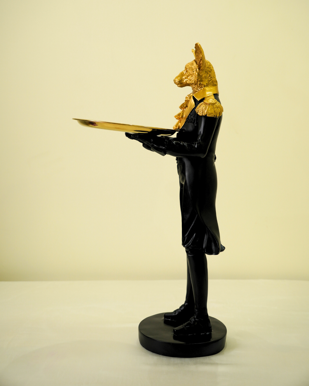 Wolf Decor With Tray (Black & Gold)