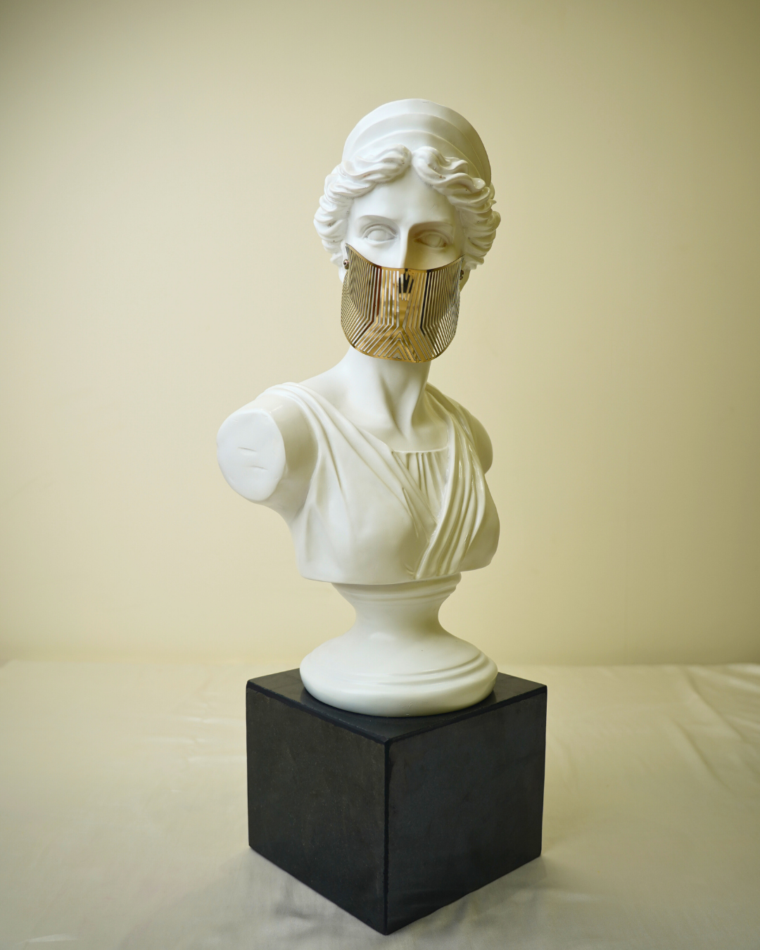 Modern Classical Fusion - Venus Bust Statue with Geometric Mask Decor