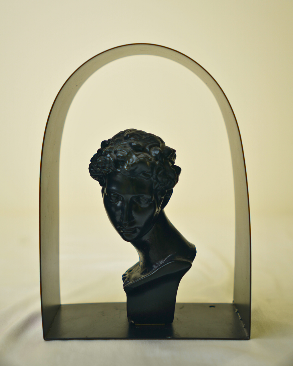 Modern Classical Frame - David Bust Sculpture with Archway