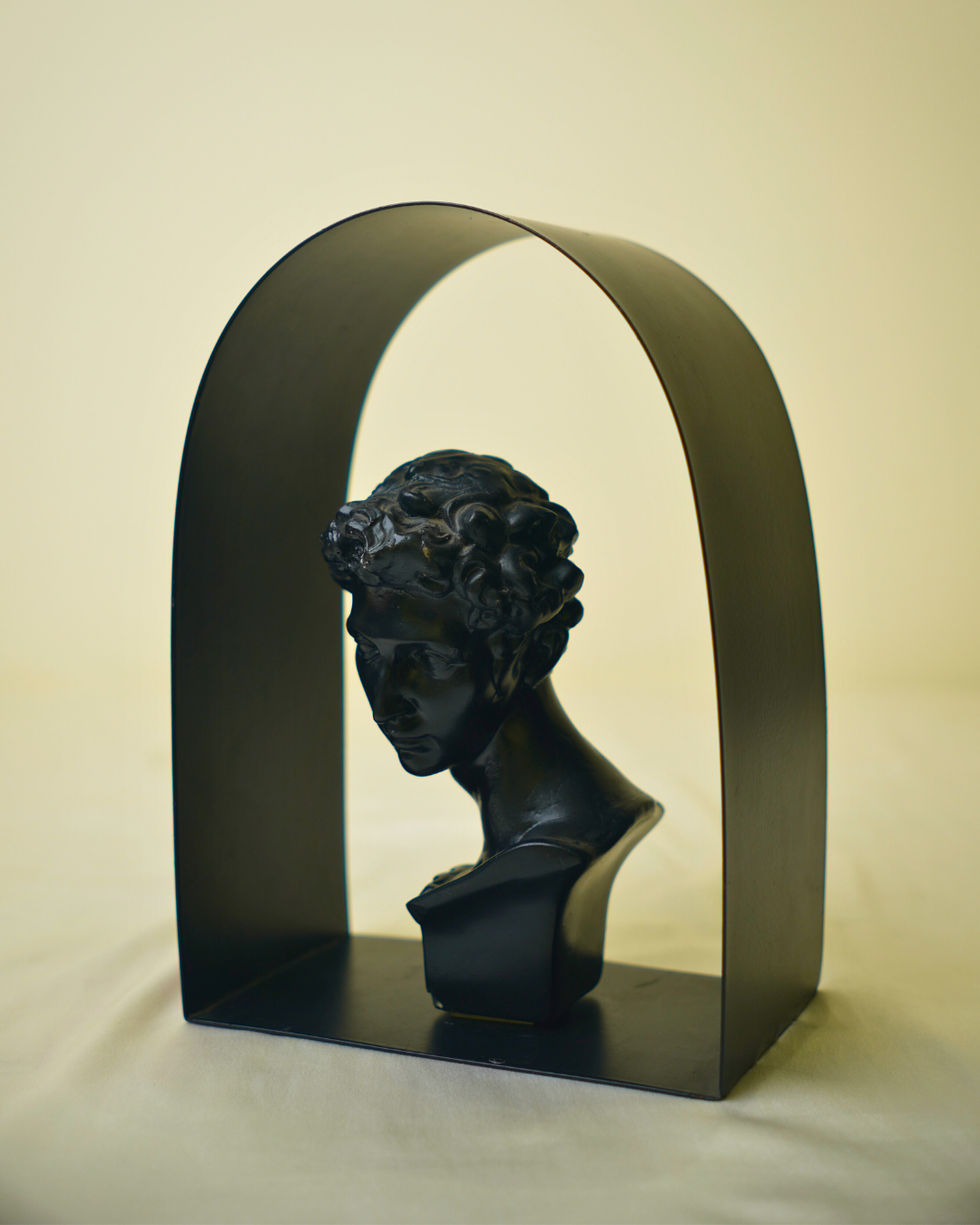 Modern Classical Frame - David Bust Sculpture with Archway