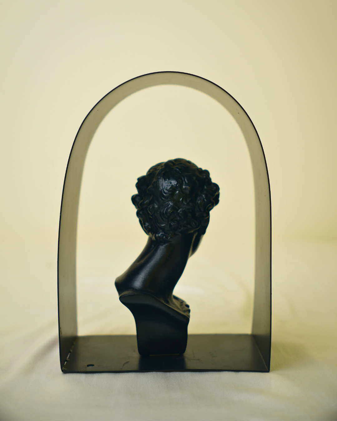 Modern Classical Frame - David Bust Sculpture with Archway