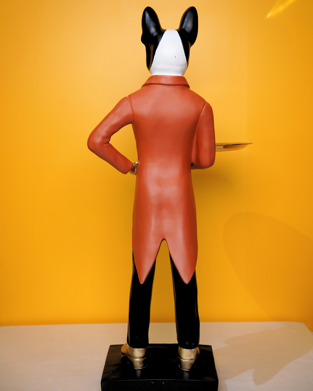 Charismatic Bulldog Butler Accent