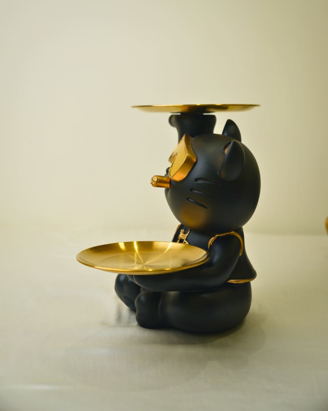 Modern Street Cat Lucky Cool Cat Dual Tray Figurine