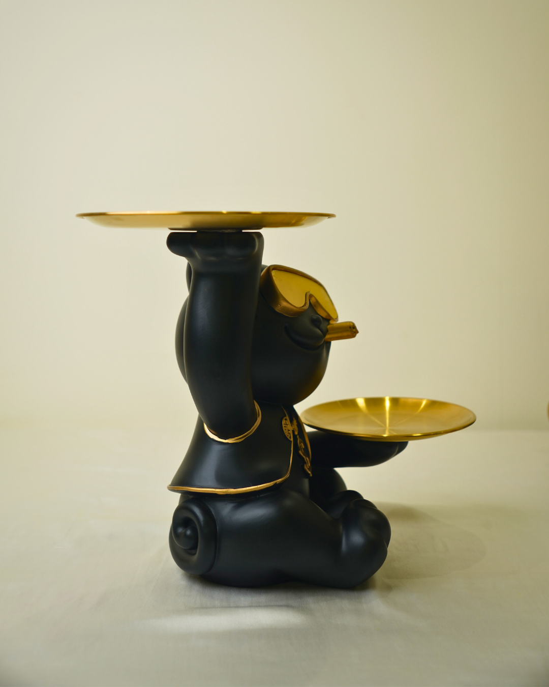 Modern Street Cat Lucky Cool Cat Dual Tray Figurine