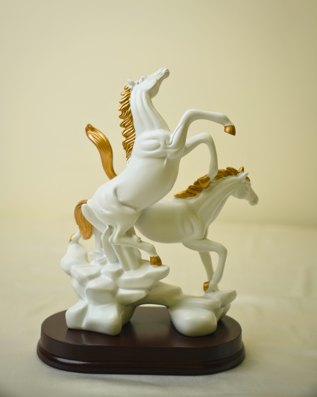 Noble Twin Equine Duo - Elegant White and Gold Horse Showpiece