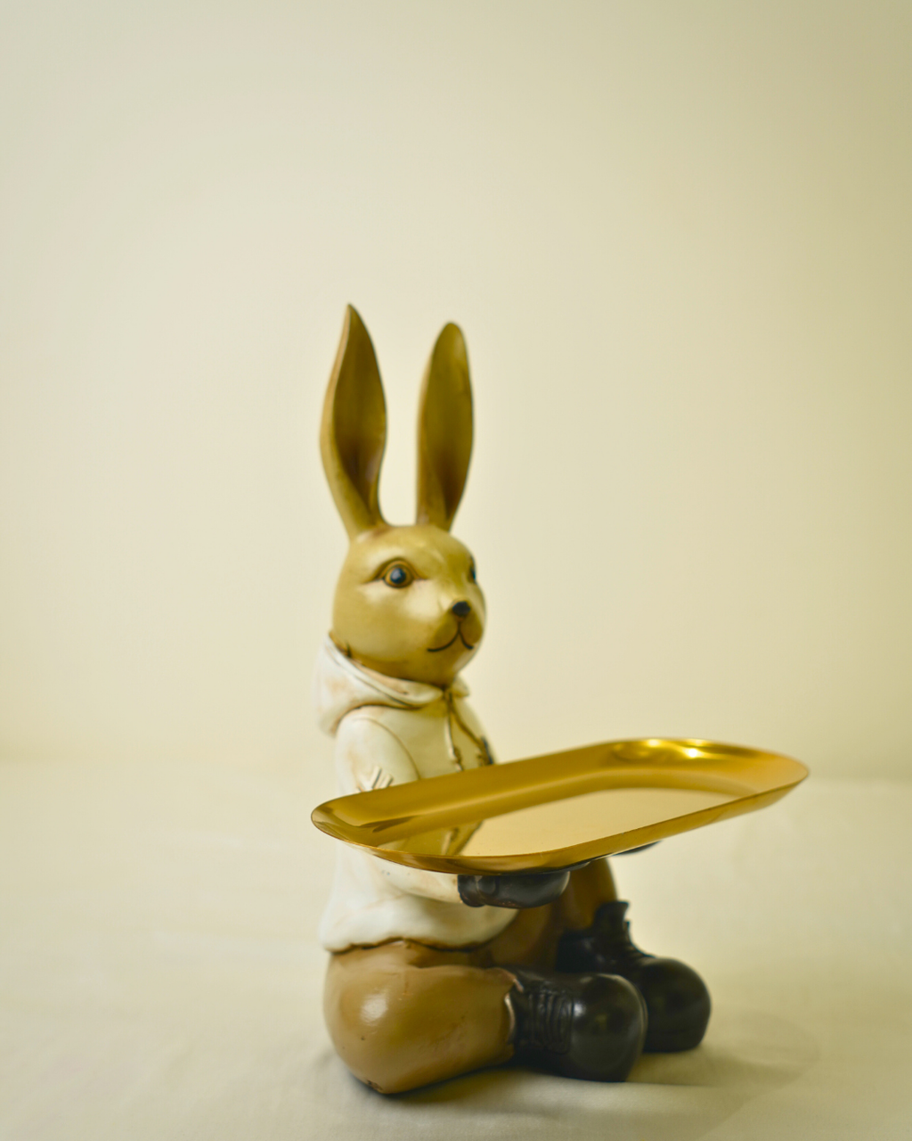 Modern Street Hare - Lucky Cool Rabbit Single Tray Figurine