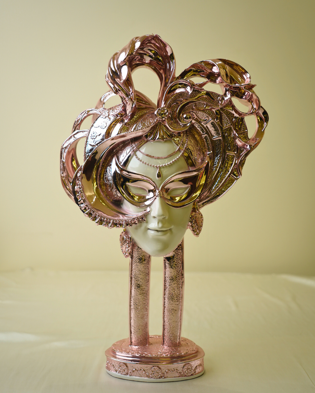 Venetian Carnival Queen - Rose Gold Ornate Masked Bust