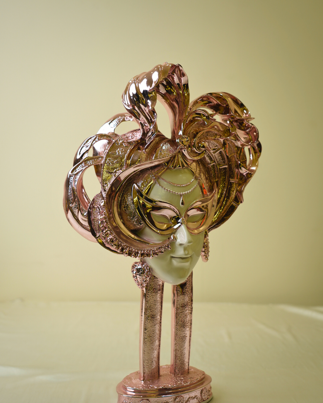 Venetian Carnival Queen - Rose Gold Ornate Masked Bust