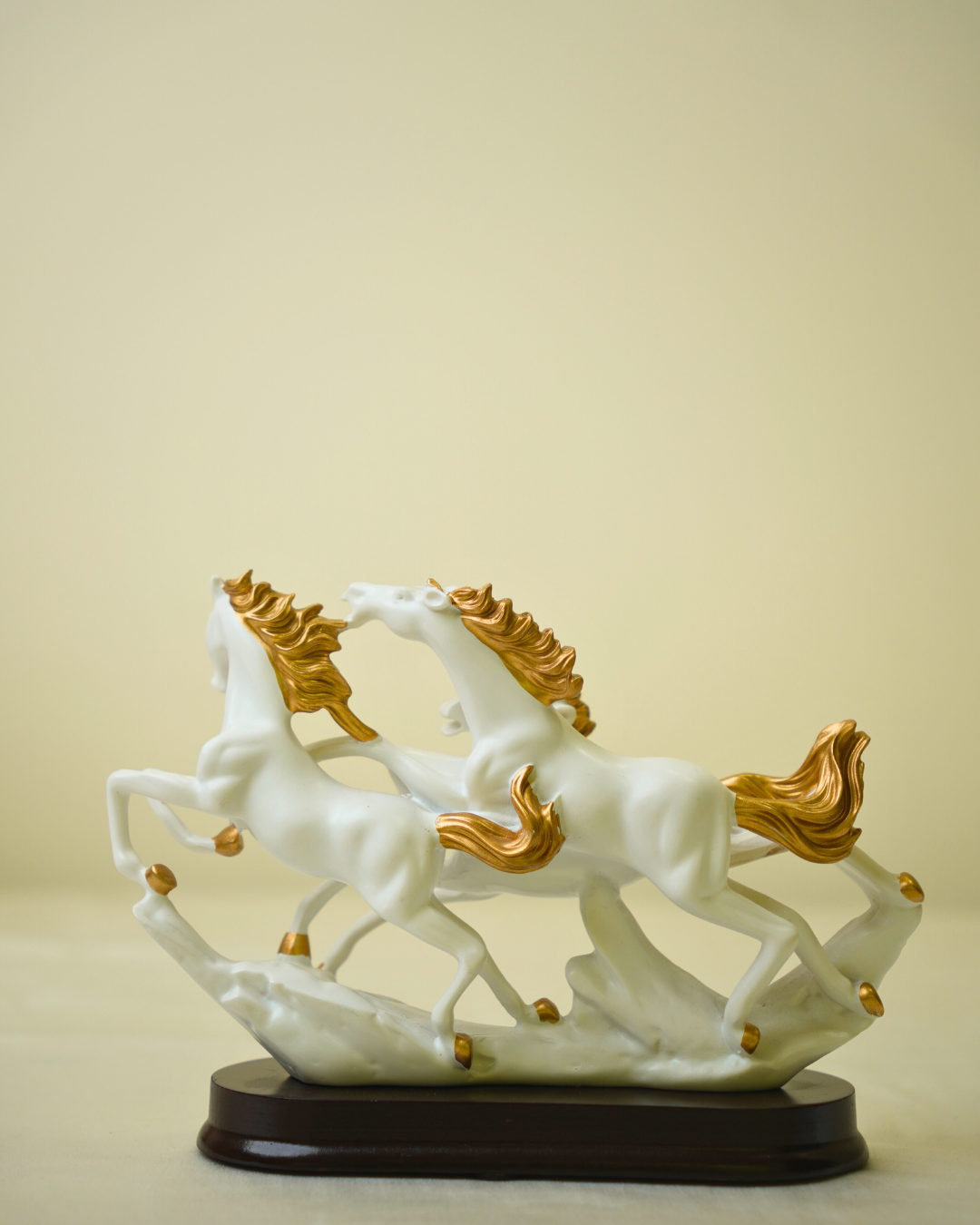 Cart Log Flying Horse Statue - Triple Equine White and Gold Showpiece