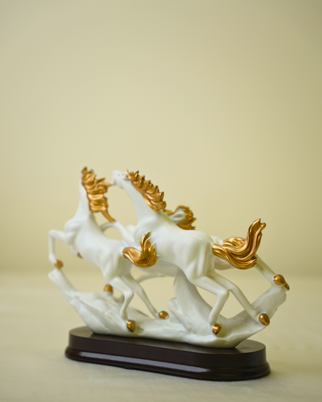 Cart Log Flying Horse Statue - Triple Equine White and Gold Showpiece