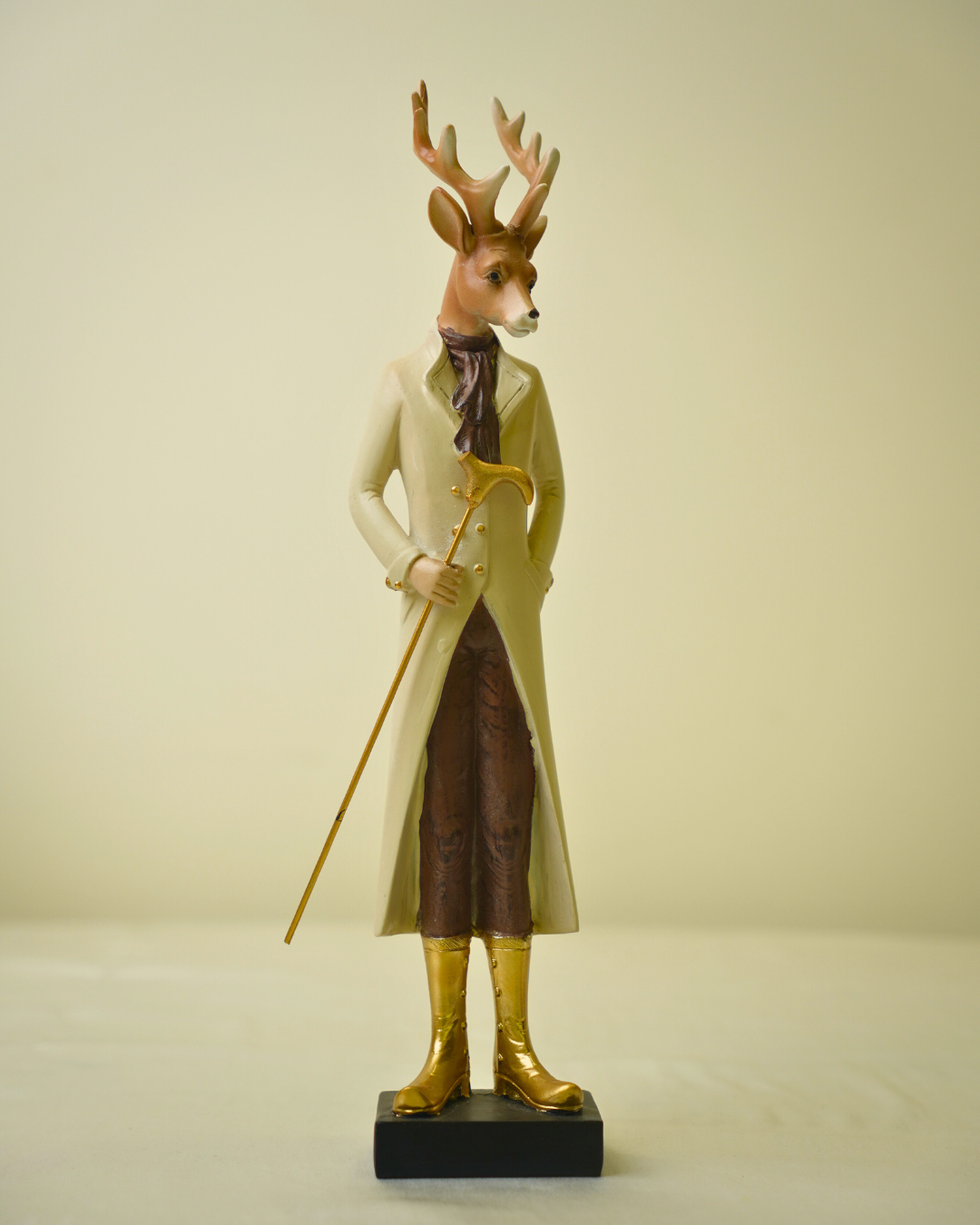 Clayre and Eef Decorative Figure Dapper Noble Deer Statuette