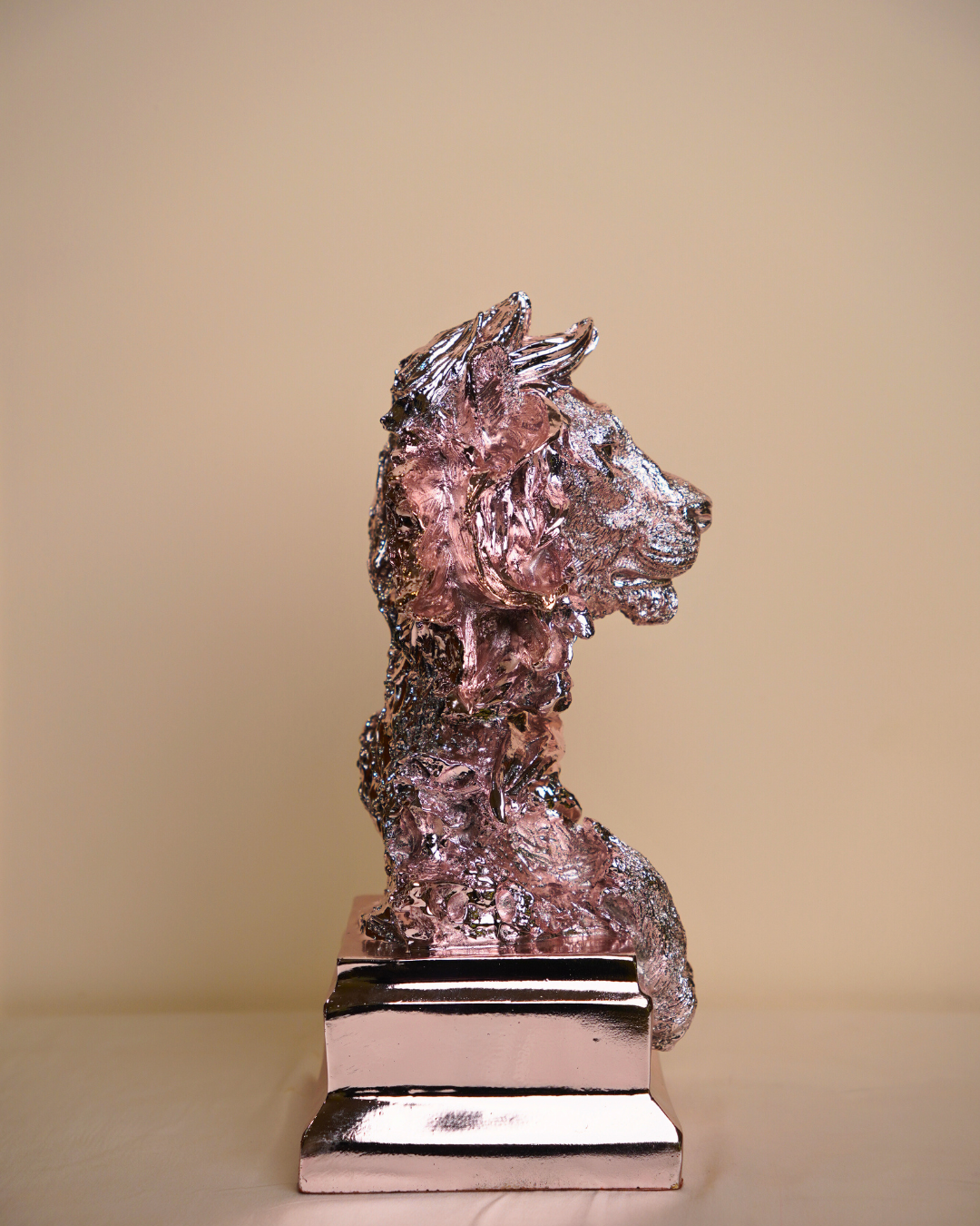 Majestic Lion Bust Sculpture
