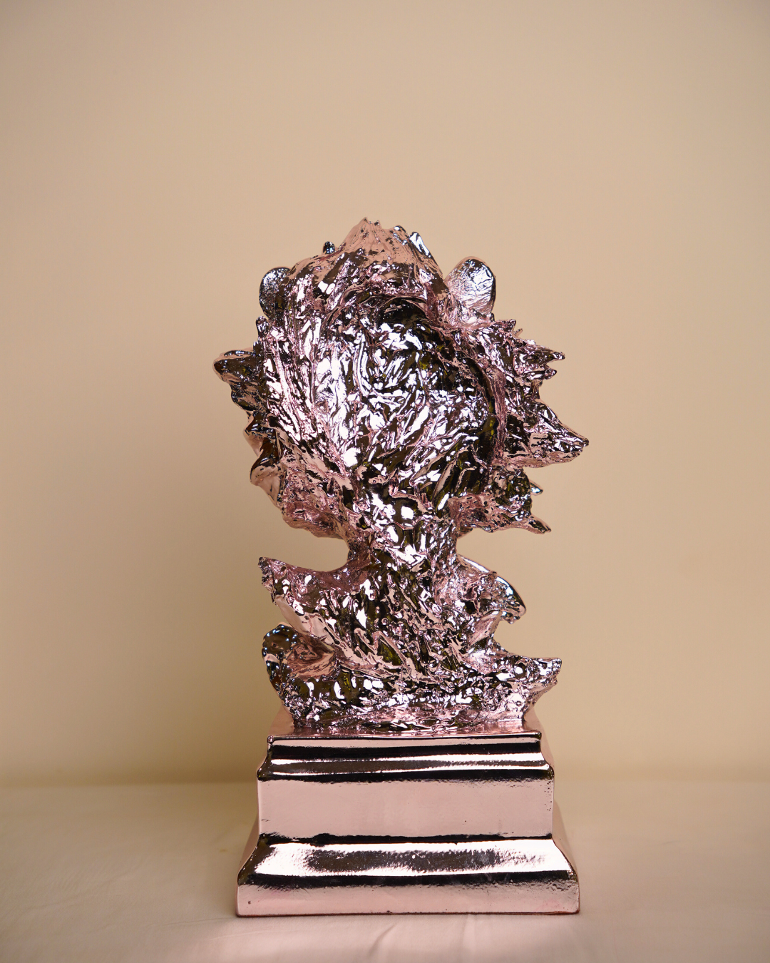Majestic Lion Bust Sculpture