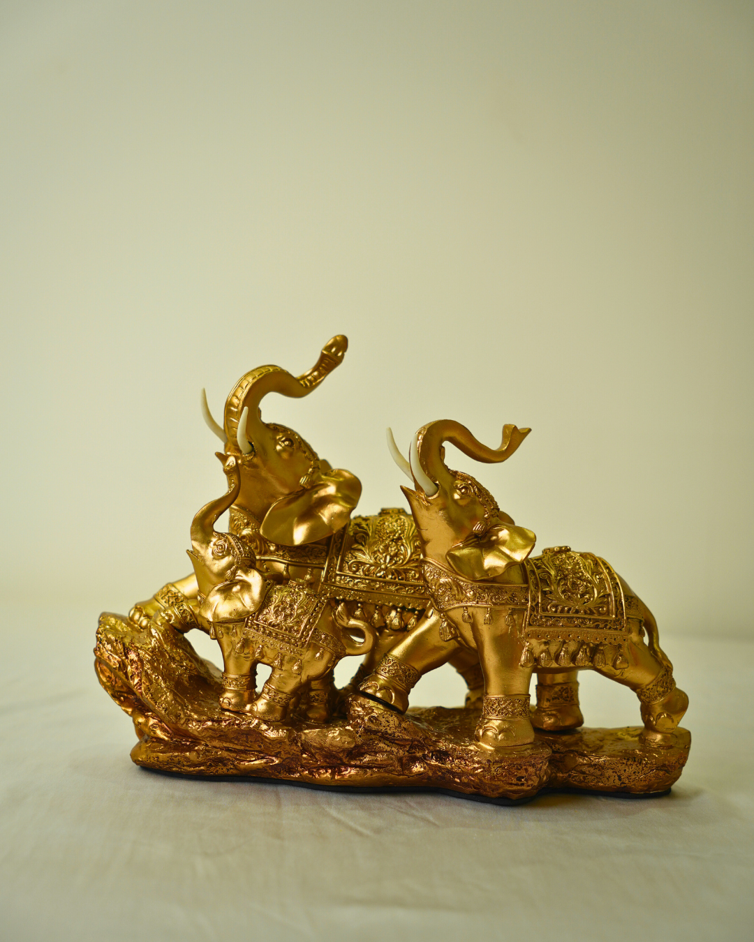 Golden Elephant Family Showpiece