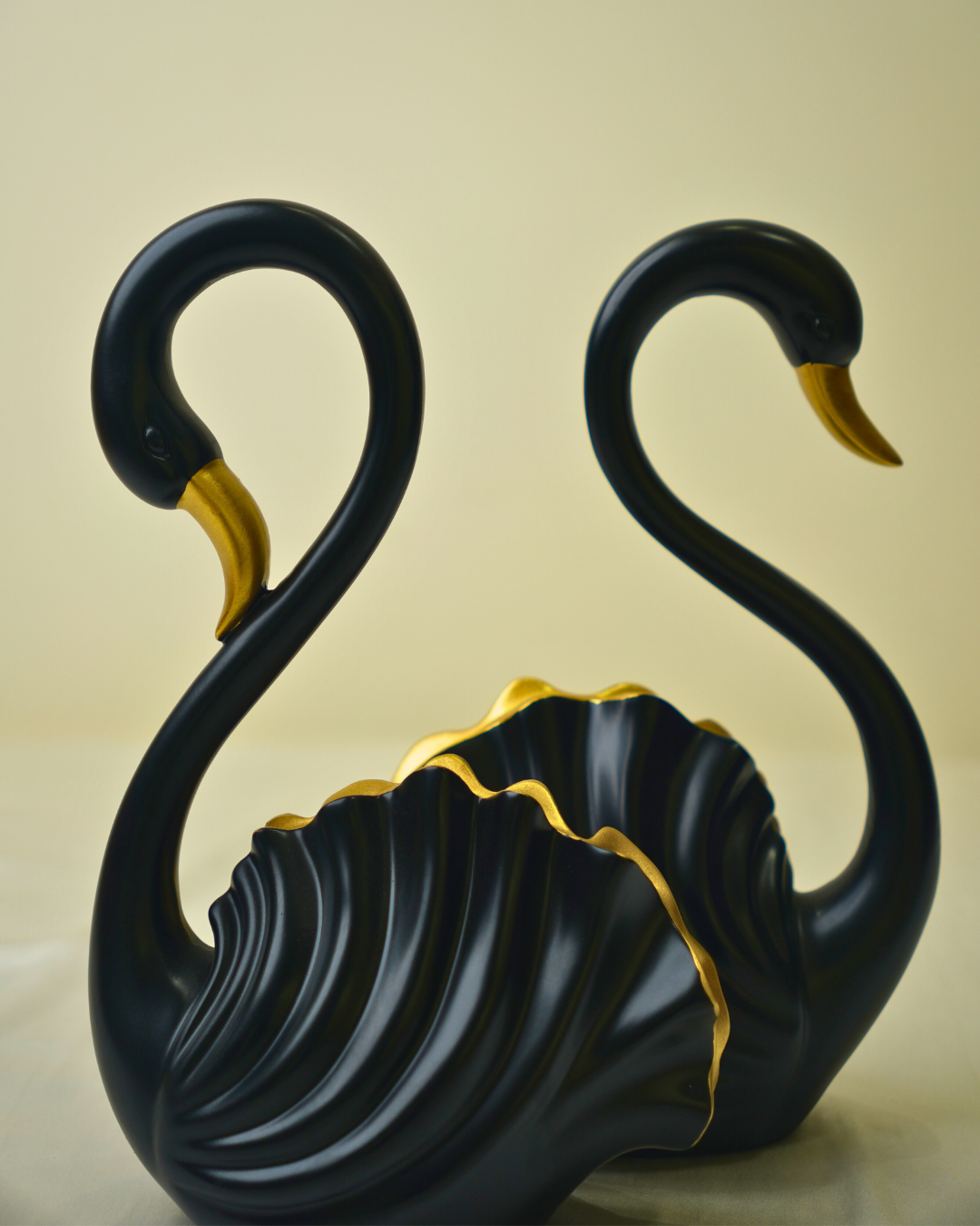 Graceful Lucky Swan Pair