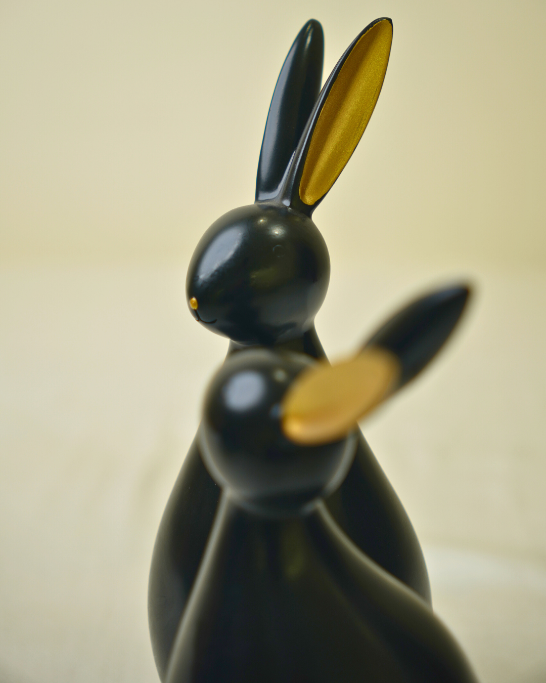 Modern Black & Gold Rabbit Duo - Hand-Painted Decorative Showpiece