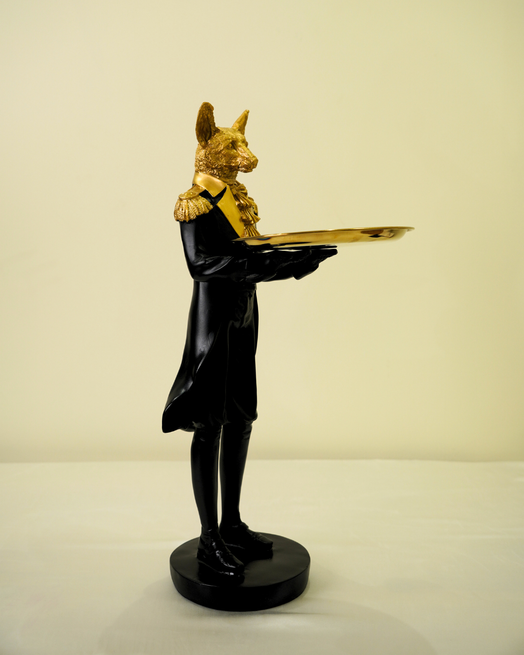 Wolf Decor With Tray (Black & Gold)