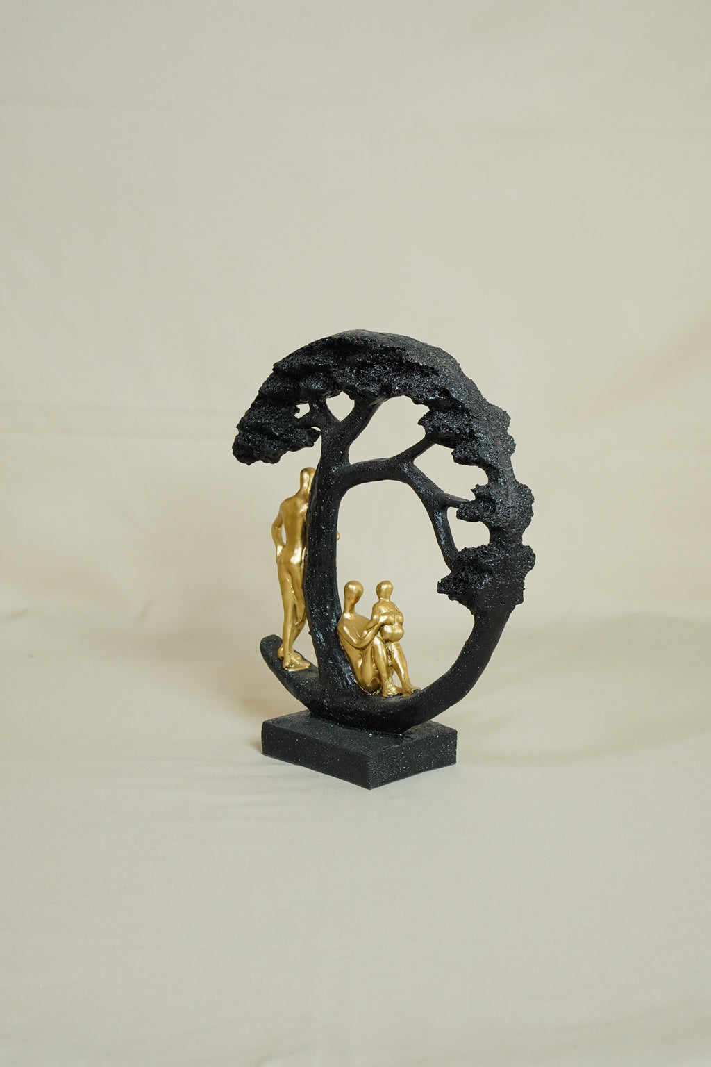 The Modern Harmony Family Tree Sculpture – Noir Edition