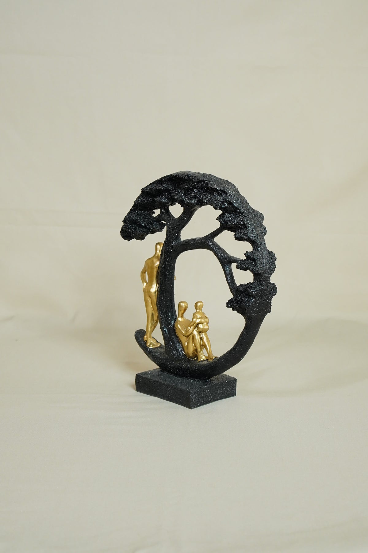 The Modern Harmony Family Tree Sculpture – Noir Edition